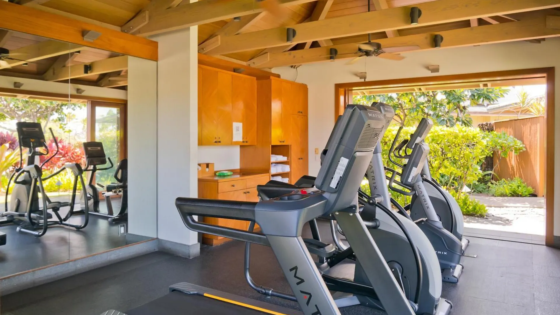 Hilton Pool Pass Included, Kolea - Luxe 2Br Villa Steps To Beach Pool Hottub Gym Waikoloa Casa de Férias
